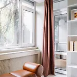 Chic Flat W Closed Balcony 10 Min To Bebek Shore