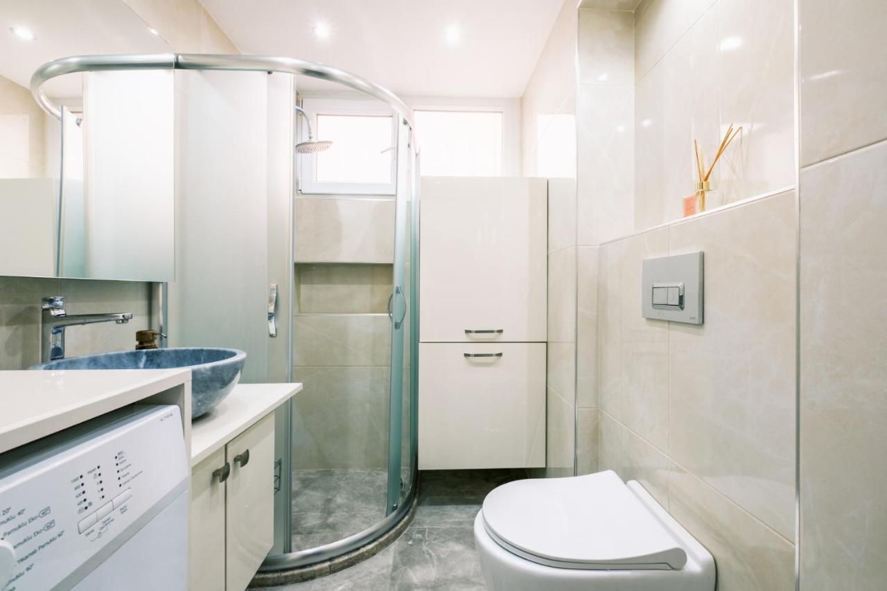 Chic Flat W Closed Balcony 10 Min To Bebek Shore Daire