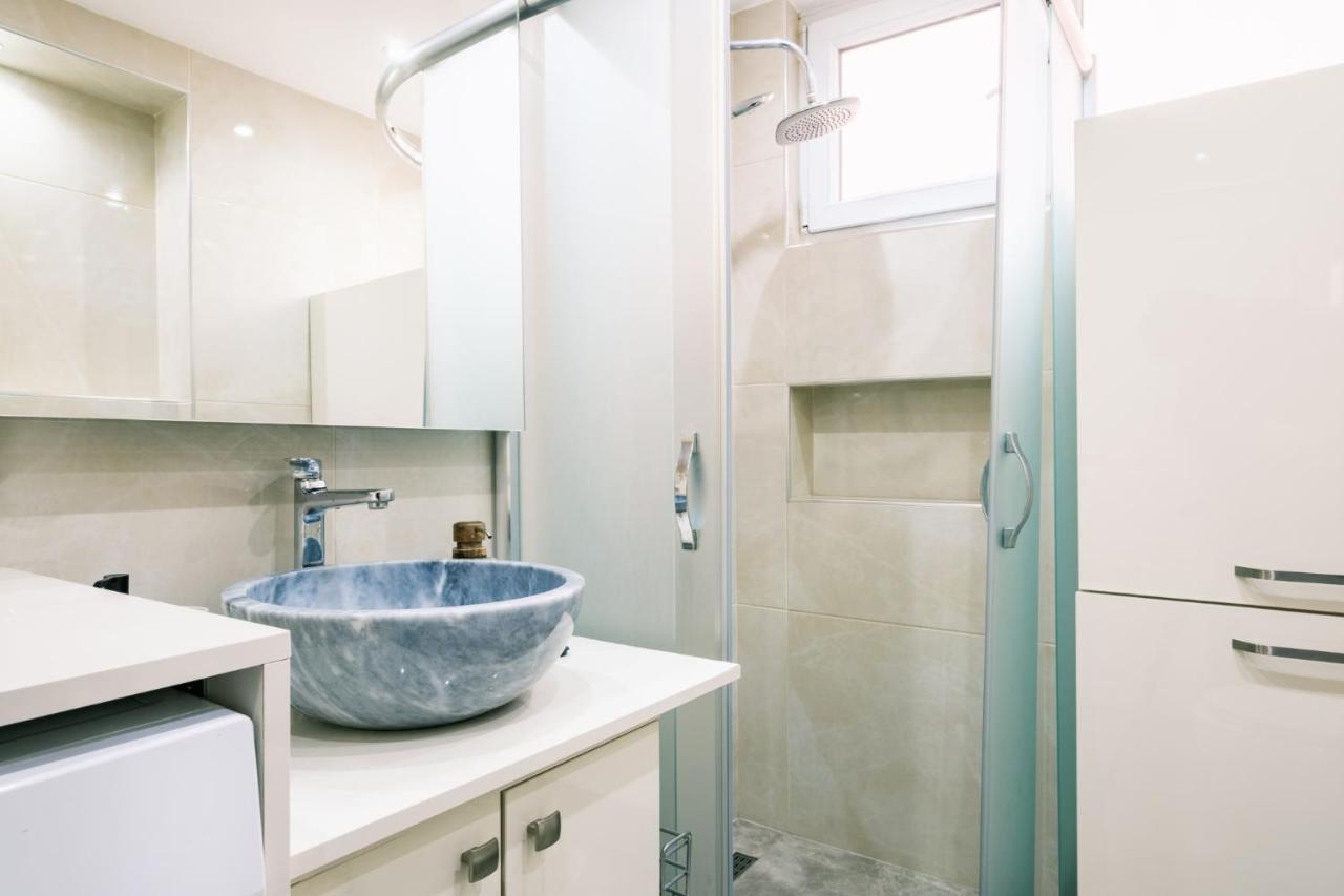 Chic Flat W Closed Balcony 10 Min To Bebek Shore Daire İstanbul